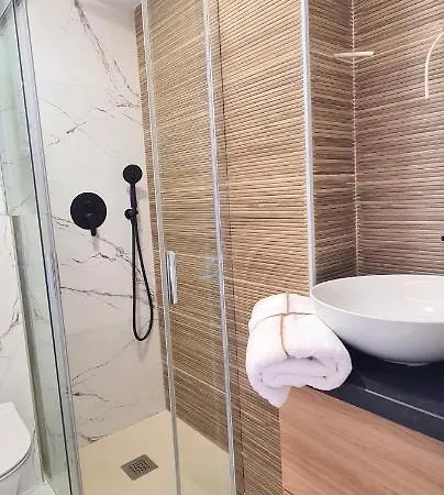 Rada Abc & Estudios A Apartmán *