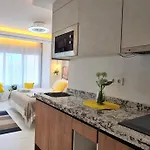 Rada Abc & Estudios A Apartman Estepona