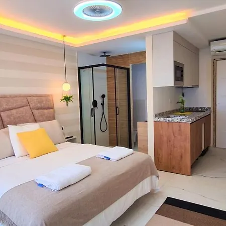 Rada Abc & Estudios A * Estepona