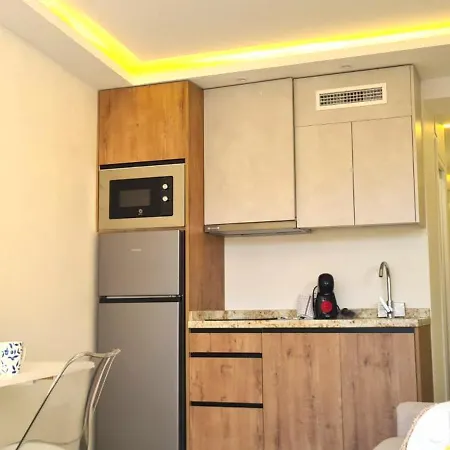 Rada Abc & Estudios A Apartman *