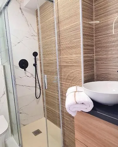 Rada Abc & Estudios A Apartman *