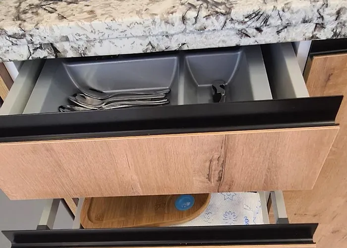 Rada Abc & Estudios A * Естепона